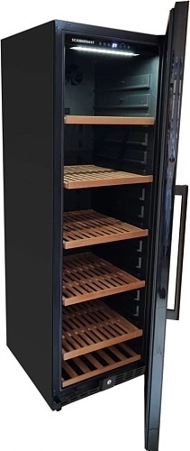 Шкаф винный SCANDIFROST WFG571С